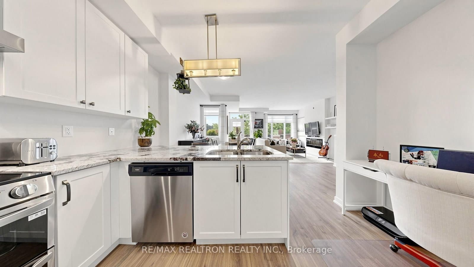 1956 Altona Road, Unit 19 thumbnail 8