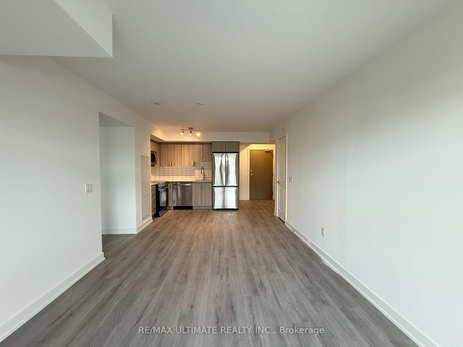 1010 Sandy Beach Road, Unit 303 thumbnail 5