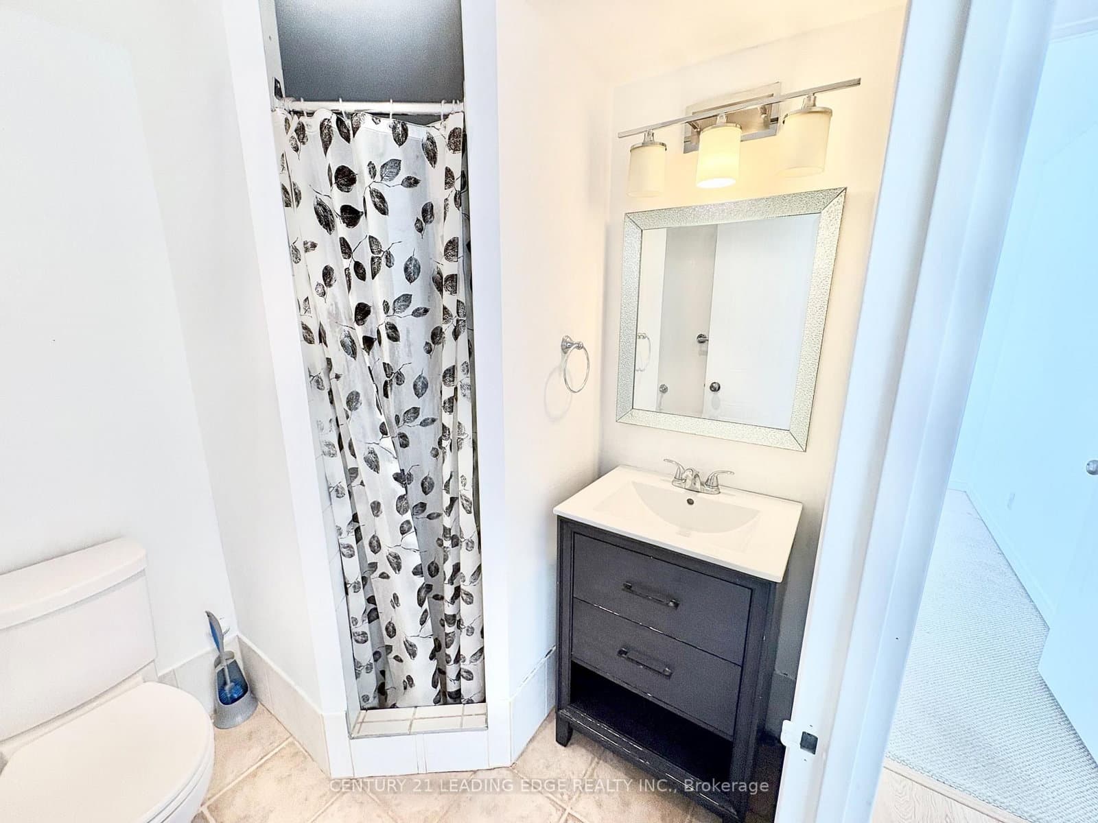 1665 Pickering Parkway, Unit 815 thumbnail 28