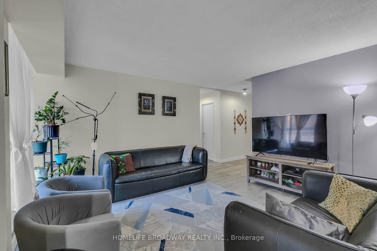 4062 Lawrence Avenue E, Unit 205 thumbnail 9