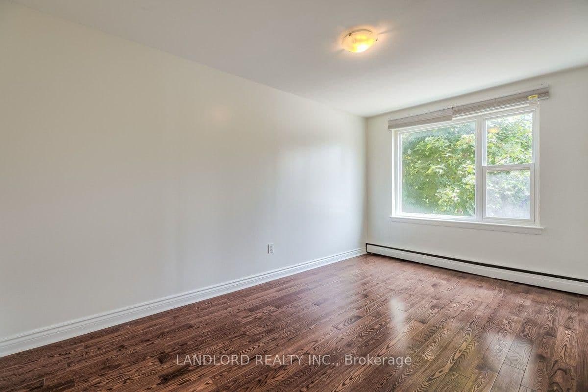 111 Craydon Road, Unit 204 thumbnail 10