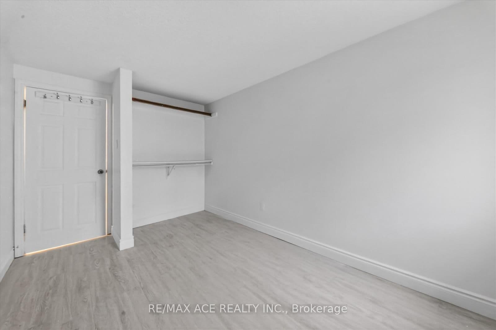1360 Glenanna Road, Unit 16A thumbnail 32