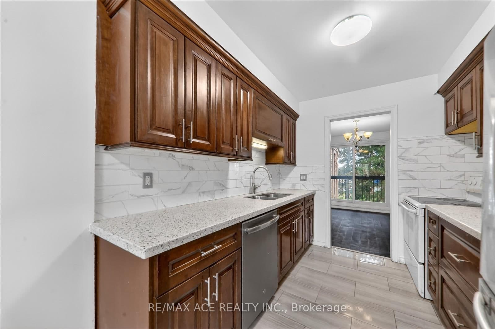 1360 Glenanna Road, Unit 16A thumbnail 8