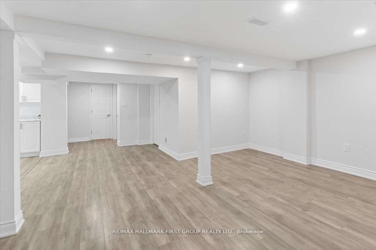46 Tulloch Drive, Unit Basement thumbnail 8