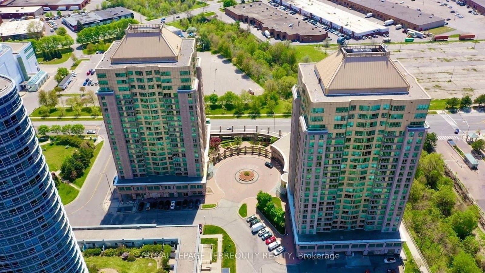 18 Lee Centre Drive, Unit 906 thumbnail 43
