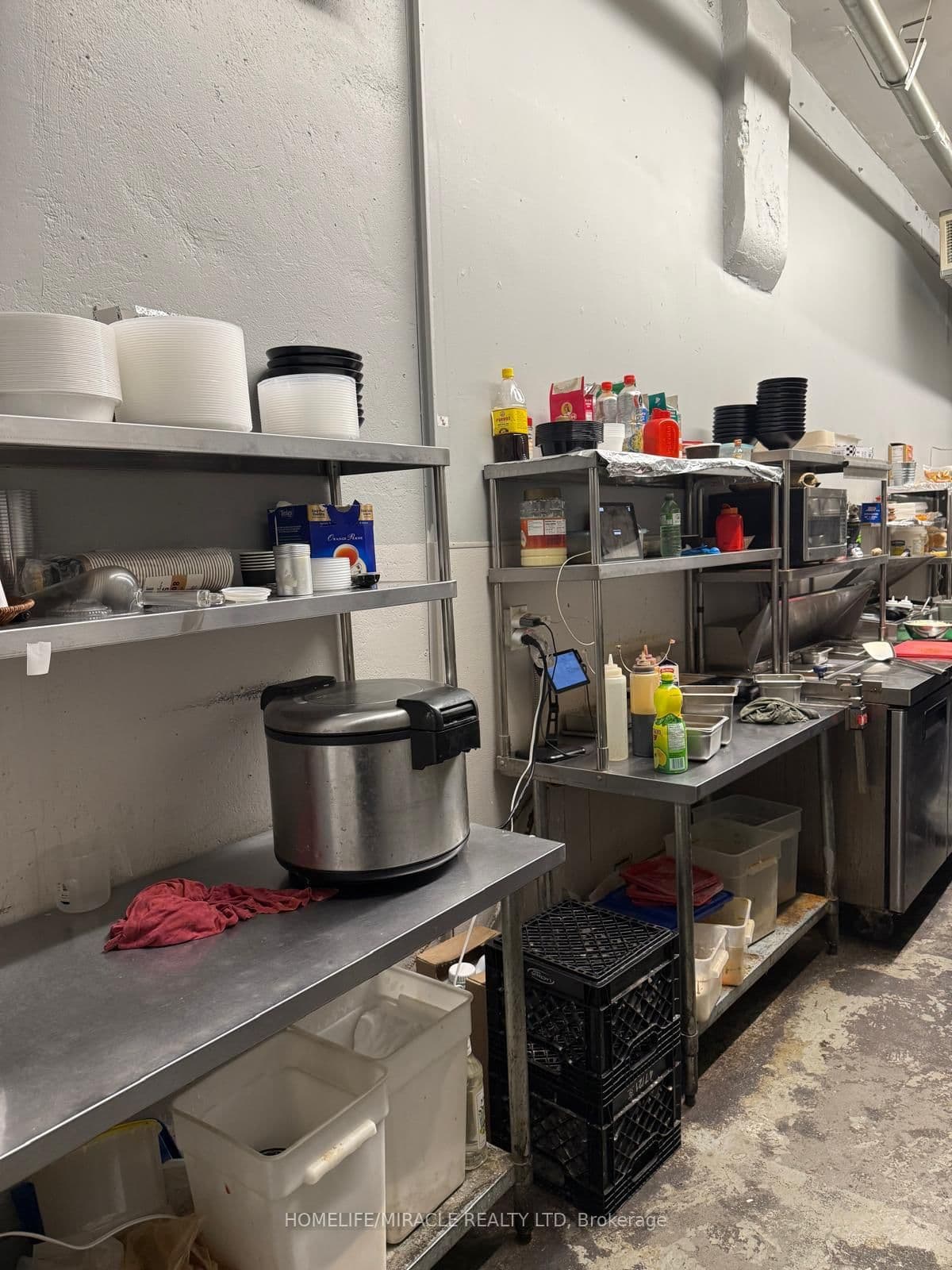 717 Queen Street E, Unit 1/2 thumbnail 5