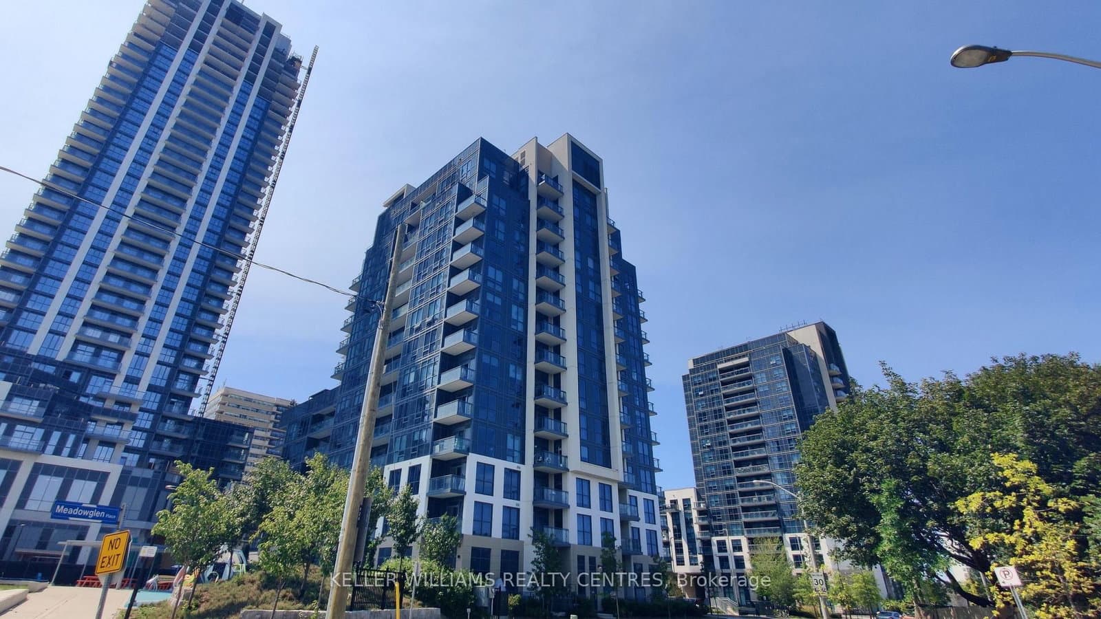 10 Meadowglen Pl., Unit 508 thumbnail 2