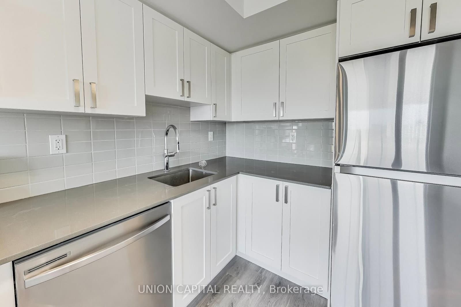 1435 Celebration Drive, Unit 415 thumbnail 14