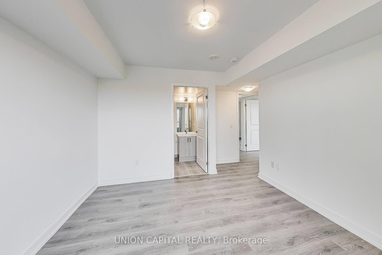1435 Celebration Drive, Unit 415 thumbnail 17