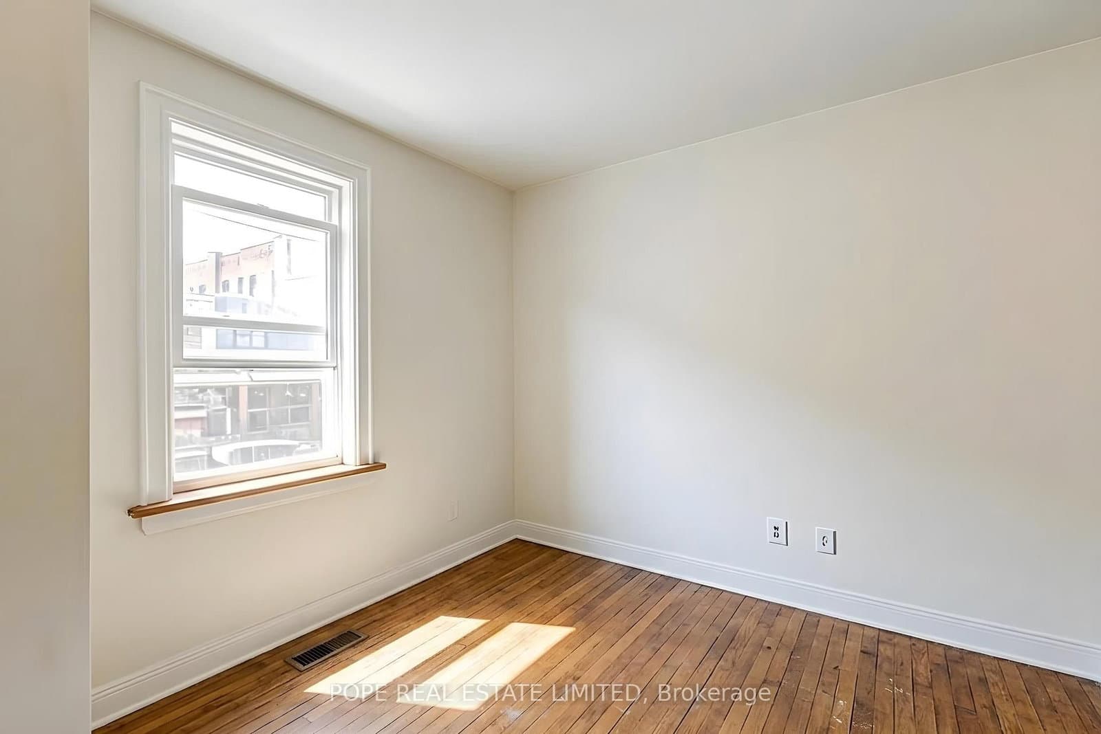 18 Edgewood Avenue thumbnail 27