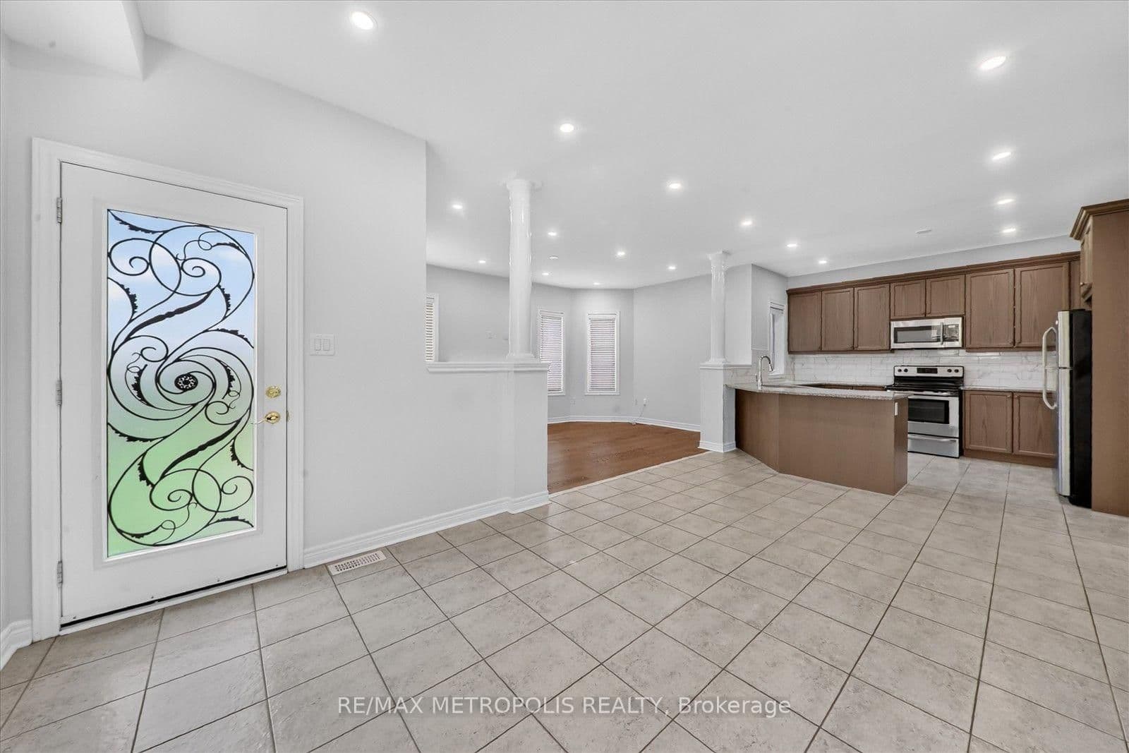 749 Black Cherry Drive thumbnail 16