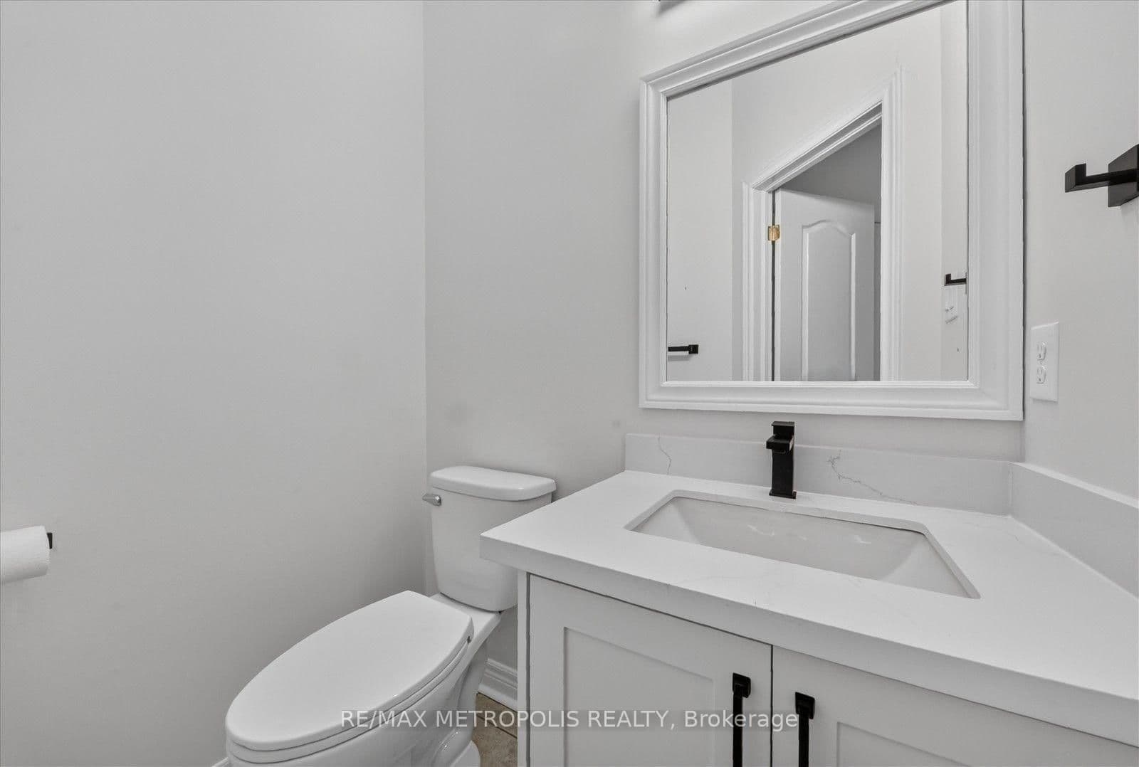 749 Black Cherry Drive thumbnail 19