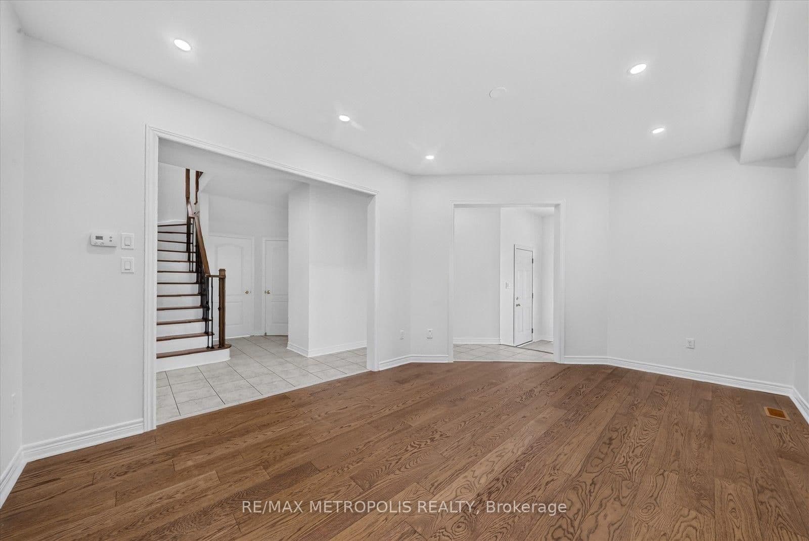 749 Black Cherry Drive thumbnail 9