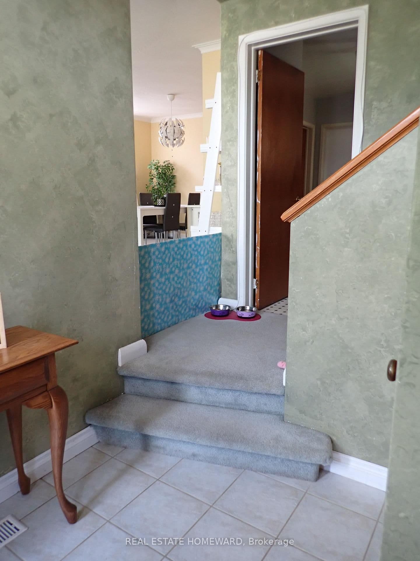 56 Perivale Crescent, Unit Front thumbnail 4
