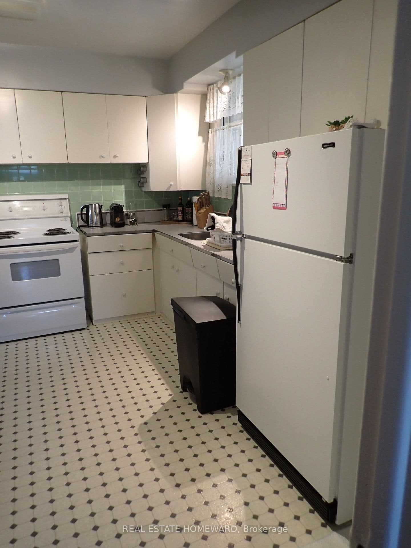 56 Perivale Crescent, Unit Front thumbnail 8