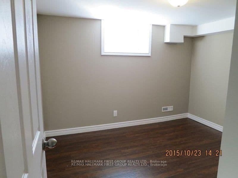 482 Warden Avenue thumbnail 24