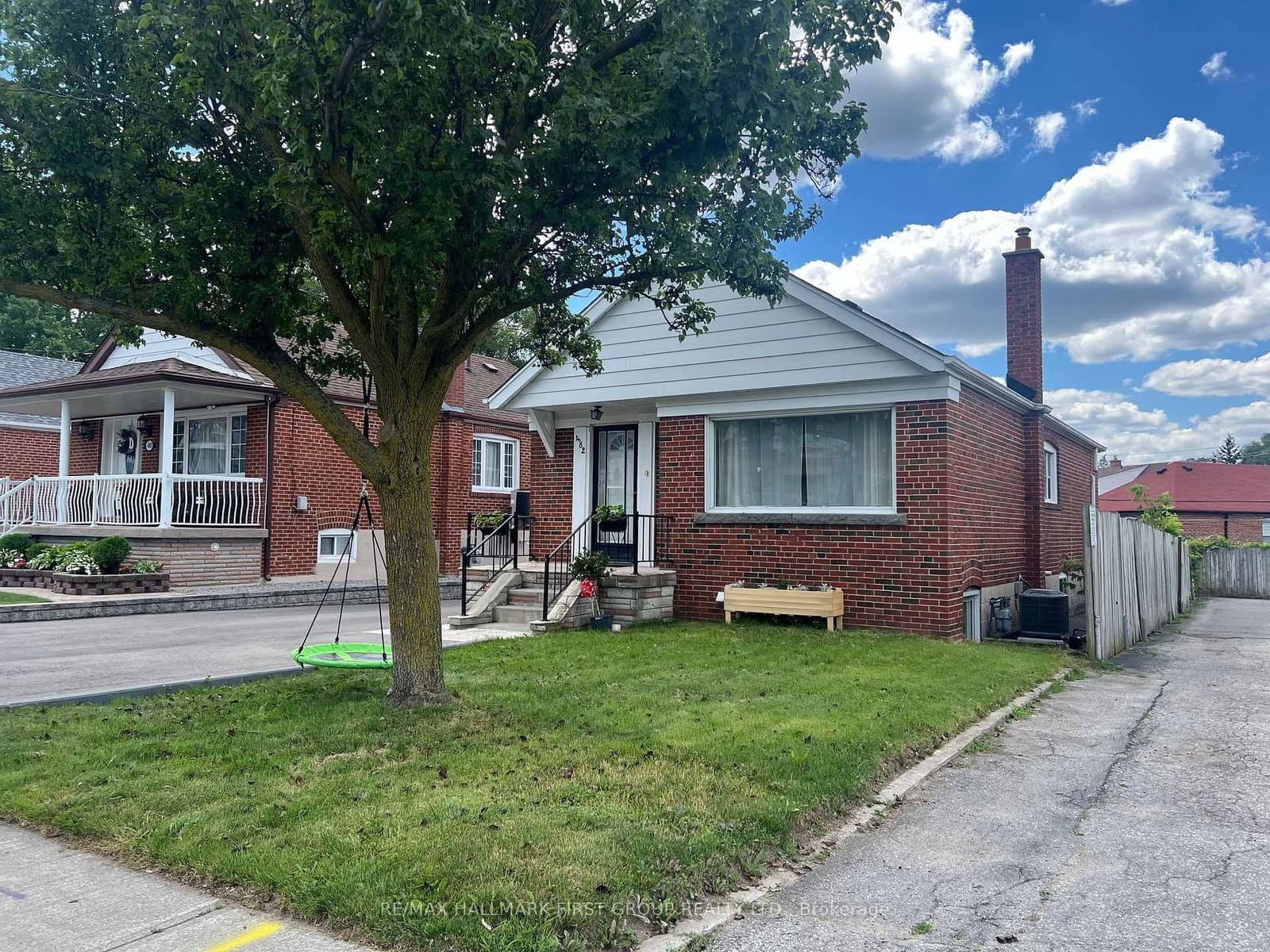 482 Warden Avenue thumbnail 4