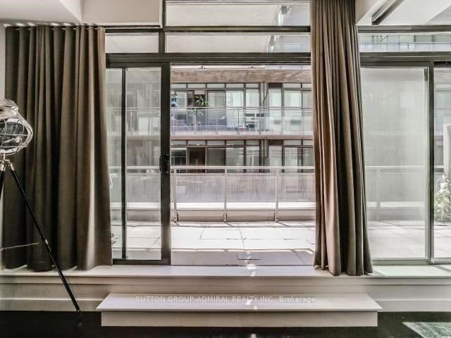 90 Broadview Avenue, Unit 521 thumbnail 9