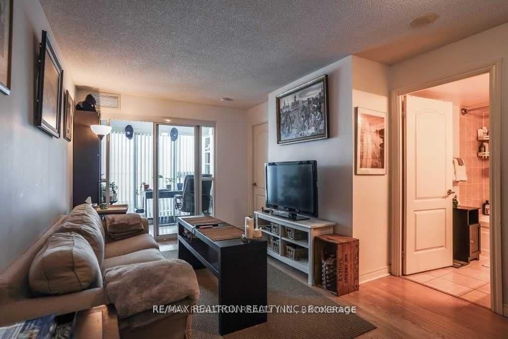 60 Town Centre Court, Unit 315 thumbnail 2