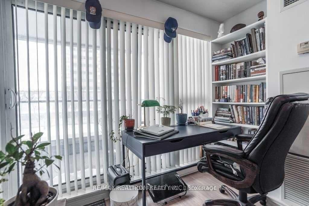 60 Town Centre Court, Unit 315 thumbnail 8