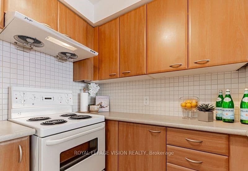 38 Lee Centre Drive, Unit 3308 thumbnail 3