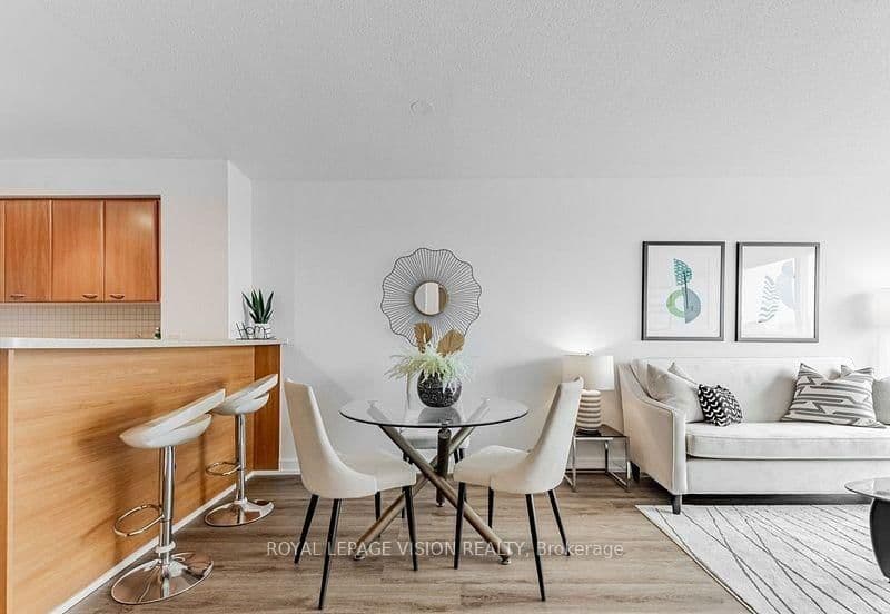 38 Lee Centre Drive, Unit 3308 thumbnail 4