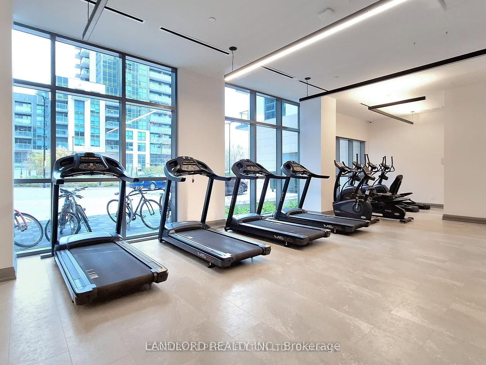 10 Meadowglen Place, Unit 1202 thumbnail 20