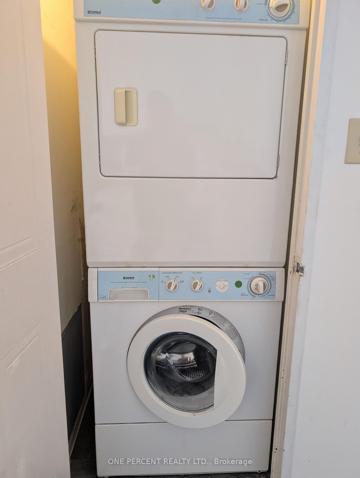 2550 Lawrence Avenue E, Unit 402 thumbnail 16
