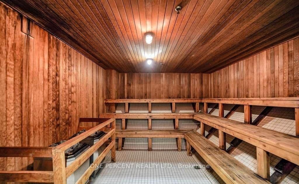 2550 Lawrence Avenue E, Unit 402 thumbnail 8