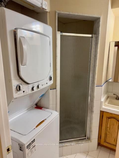 245 Floyd Avenue, Unit bsmt thumbnail 16