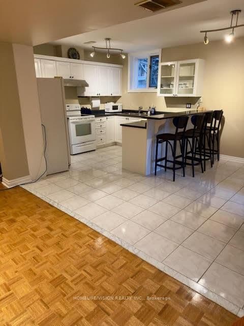 245 Floyd Avenue, Unit bsmt thumbnail 6