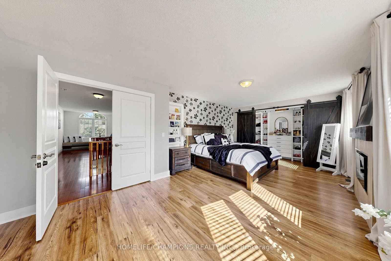 19 Tweedie Crescent thumbnail 32