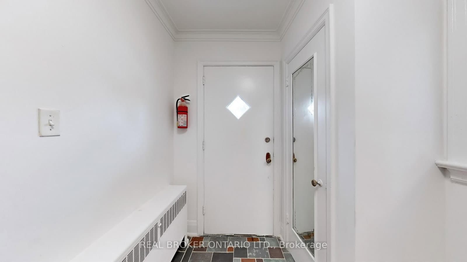 451 Donlands Avenue, Unit Main thumbnail 3
