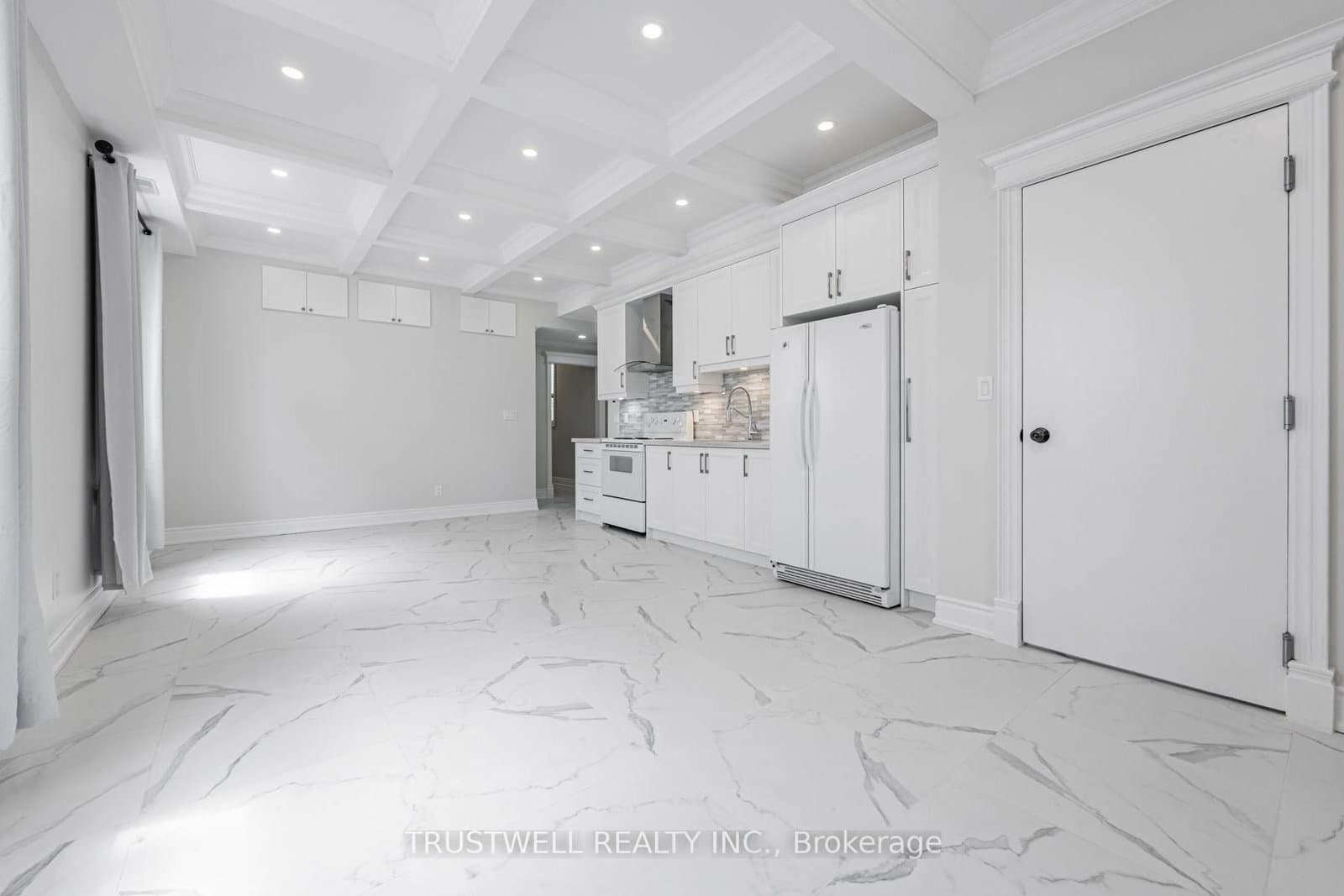 90 Galt Avenue, Unit A thumbnail 5