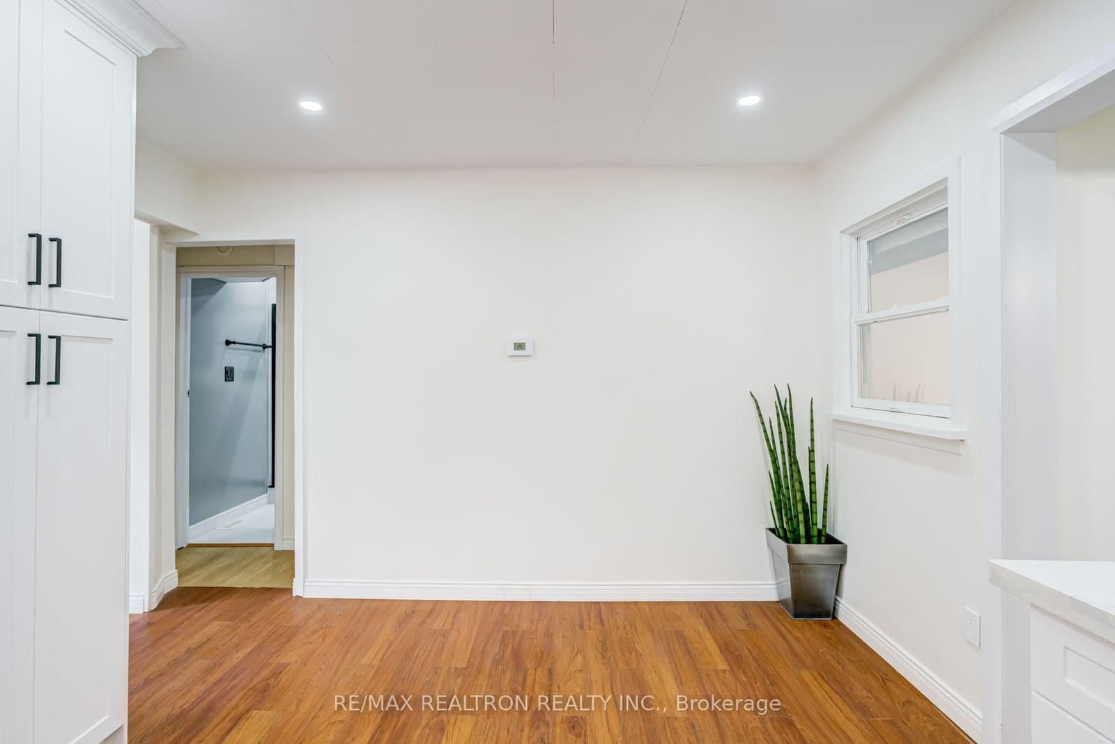 913 Pickering Beach Road thumbnail 15