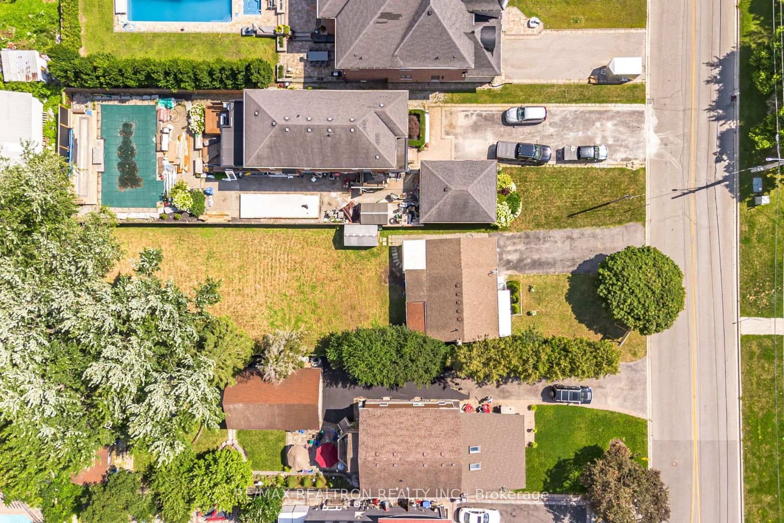 913 Pickering Beach Road thumbnail 49