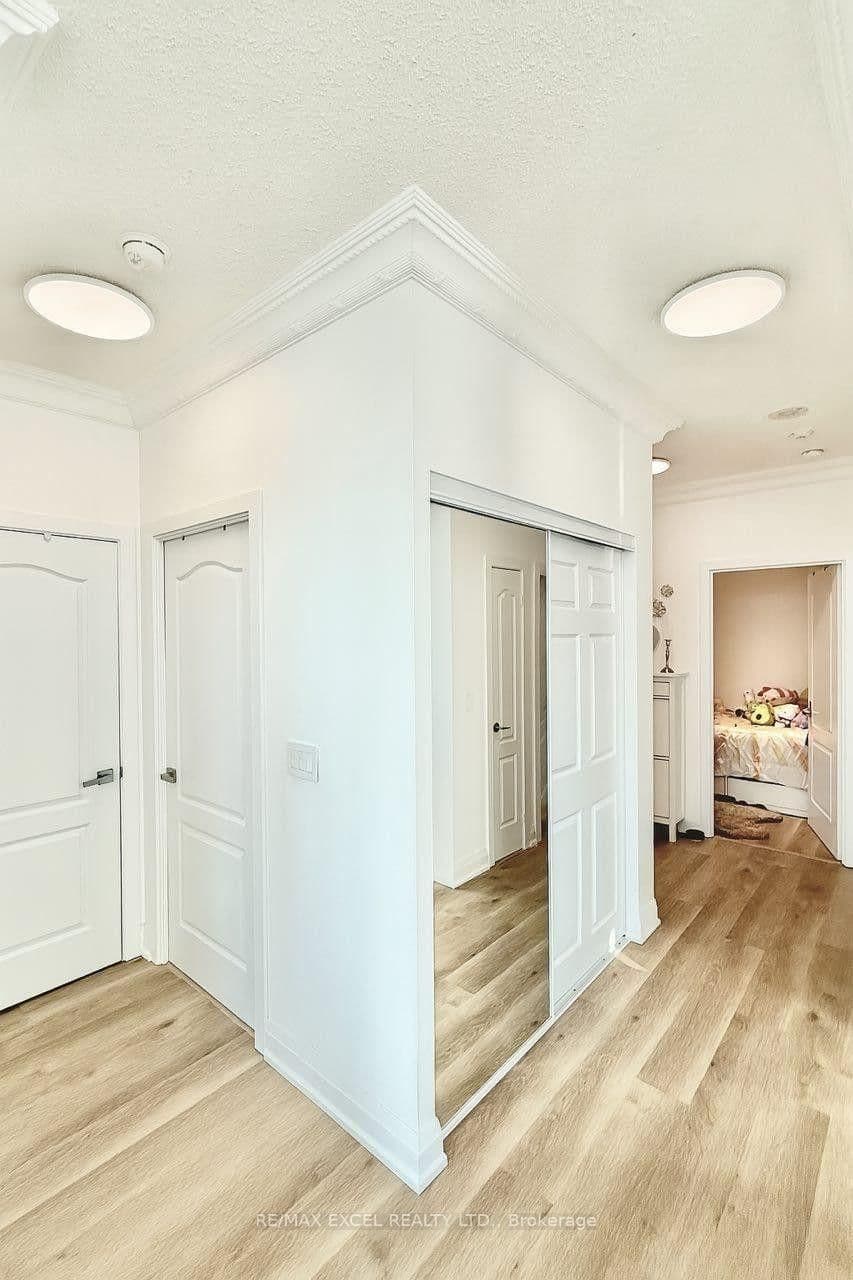 60 Brian Harrison Way, Unit Ph3703 thumbnail 5