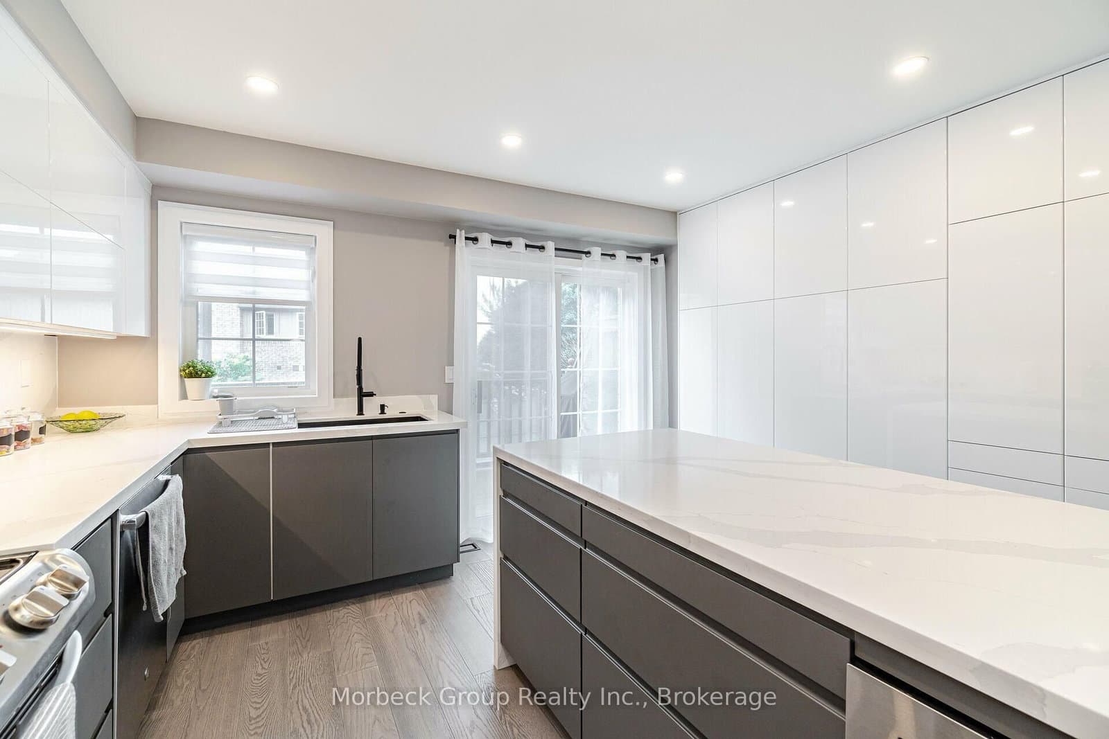 1100 Begley Street, Unit 24 thumbnail 3