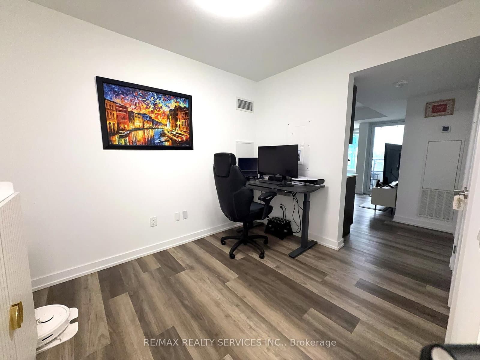 1480 Bayly Street, Unit 507 thumbnail 9