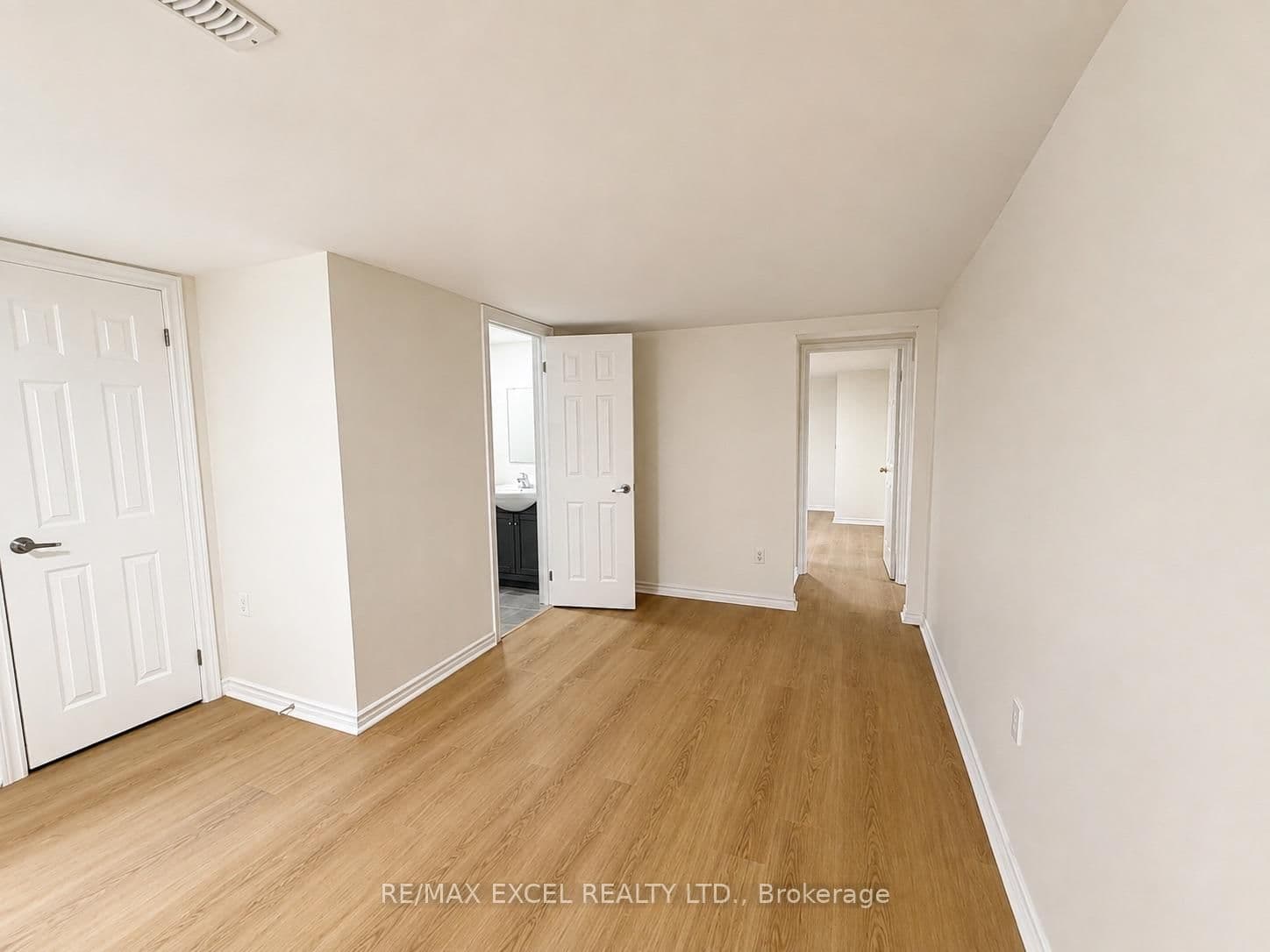 39 Commons Drive, Unit Lower thumbnail 5