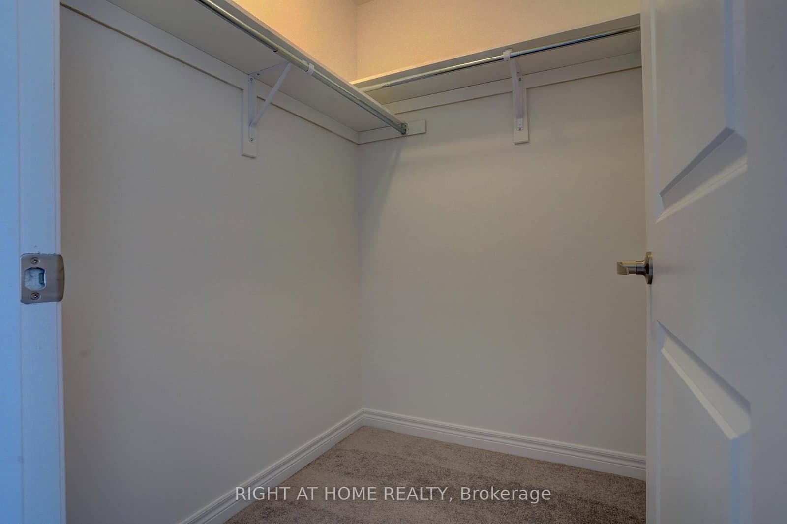 2038 CAMERON LOTT Crescent thumbnail 21