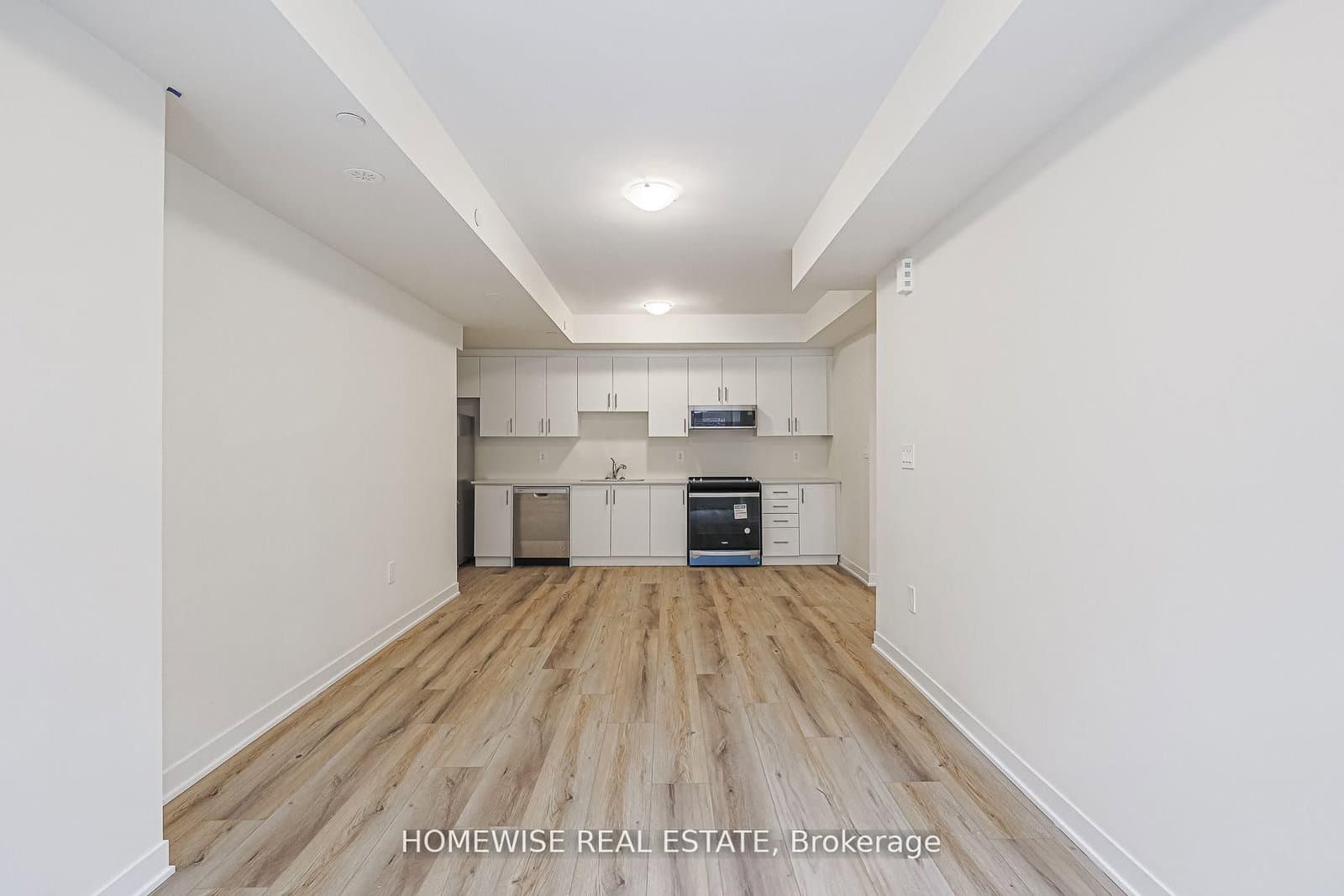755 Omega Drive, Unit 203 thumbnail 2