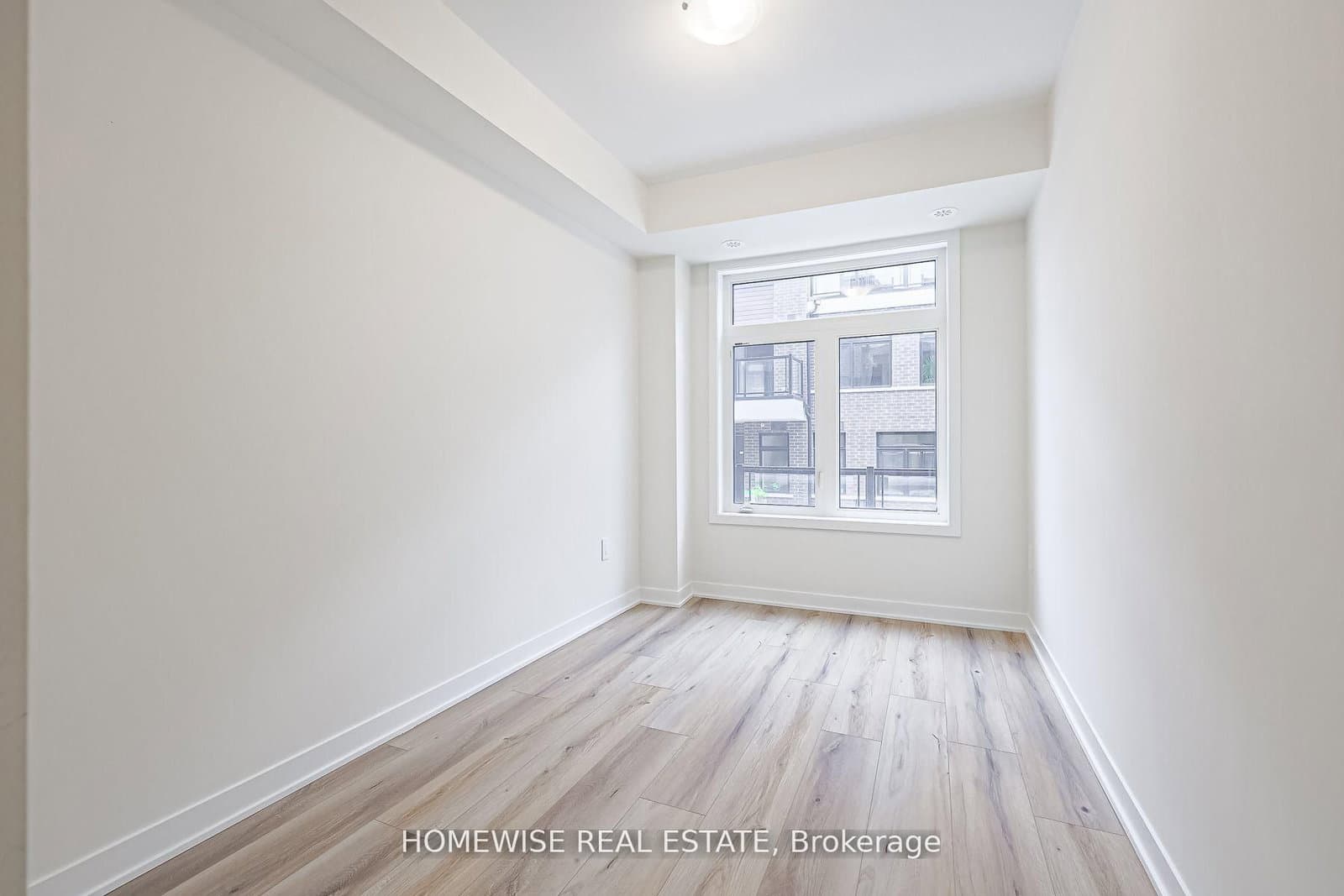 755 Omega Drive, Unit 203 thumbnail 8