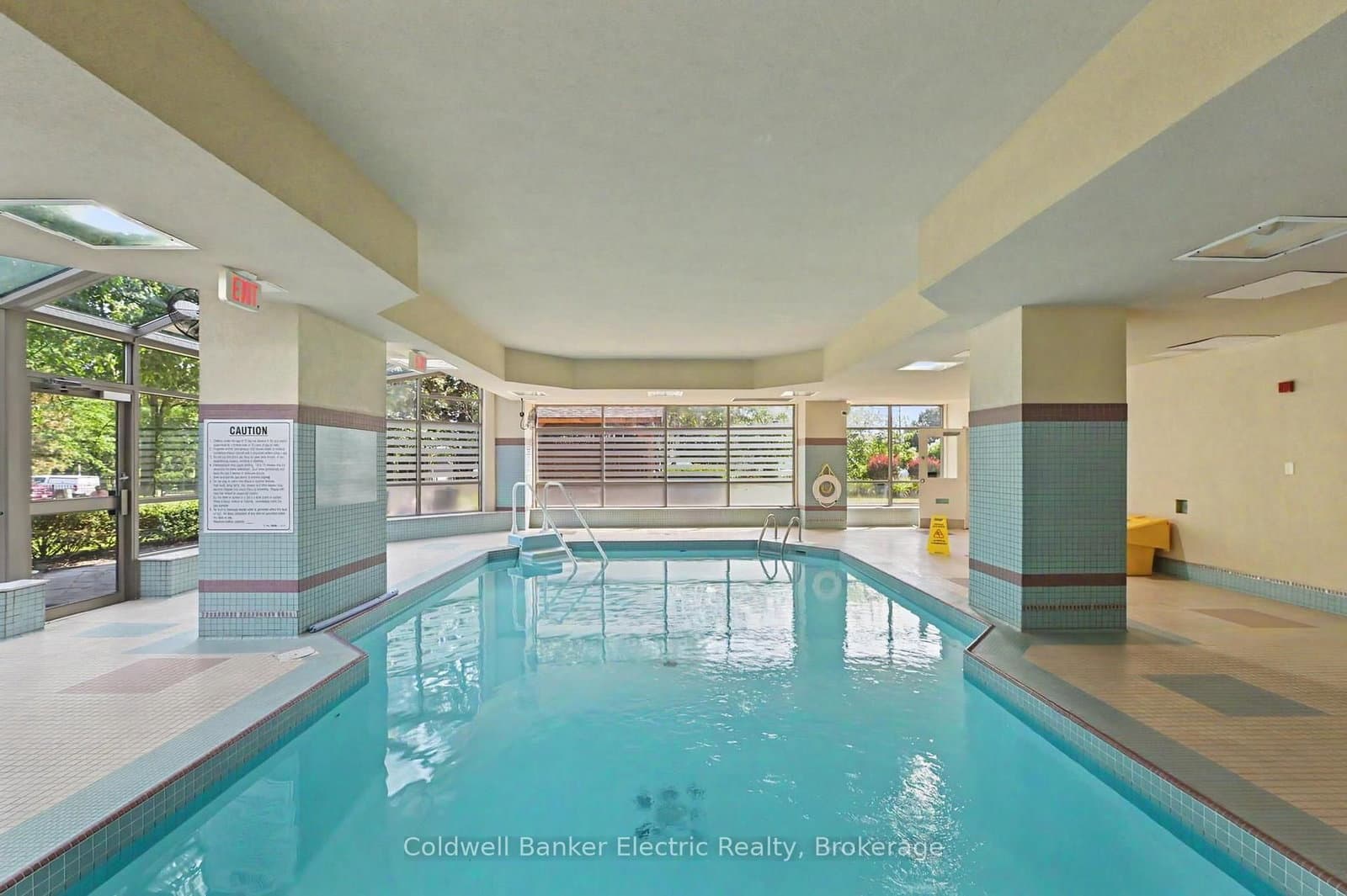 712 Rossland Road E, Unit 1011 thumbnail 22