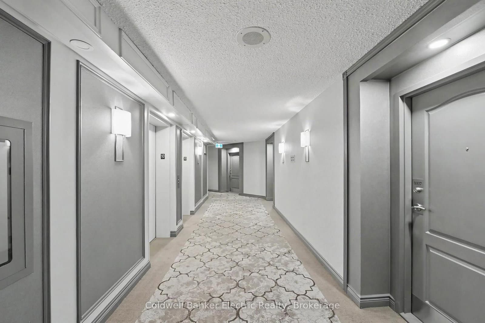 712 Rossland Road E, Unit 1011 thumbnail 43
