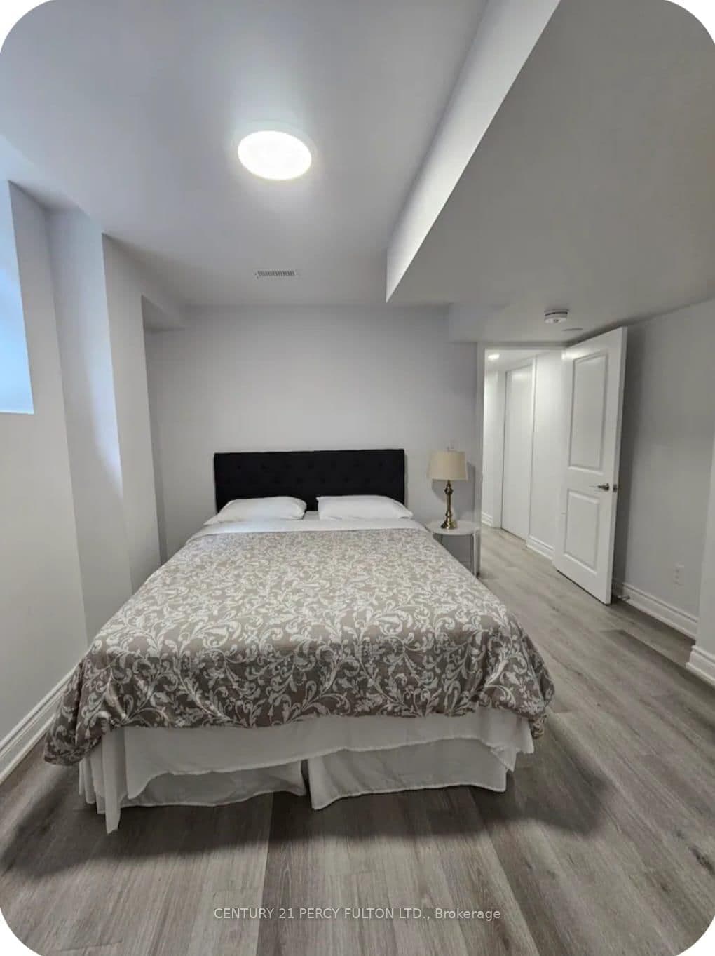 54 Baycliffe Drive, Unit 2 thumbnail 5