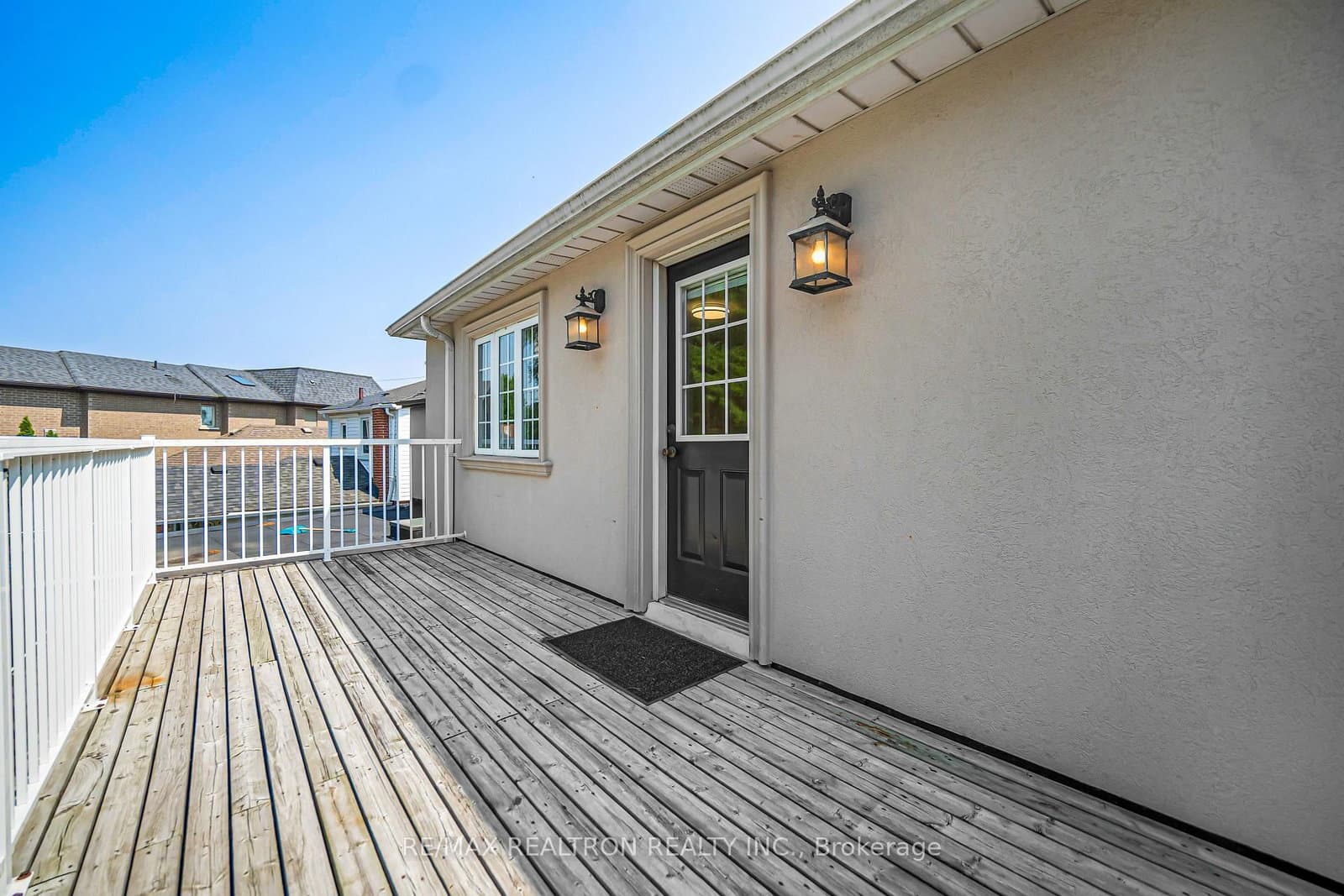 454 Donlands Avenue thumbnail 24
