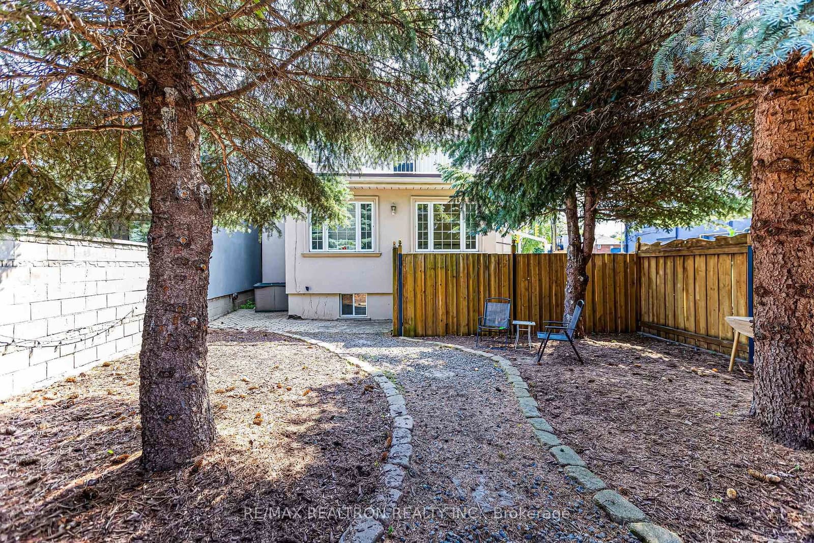 454 Donlands Avenue thumbnail 50