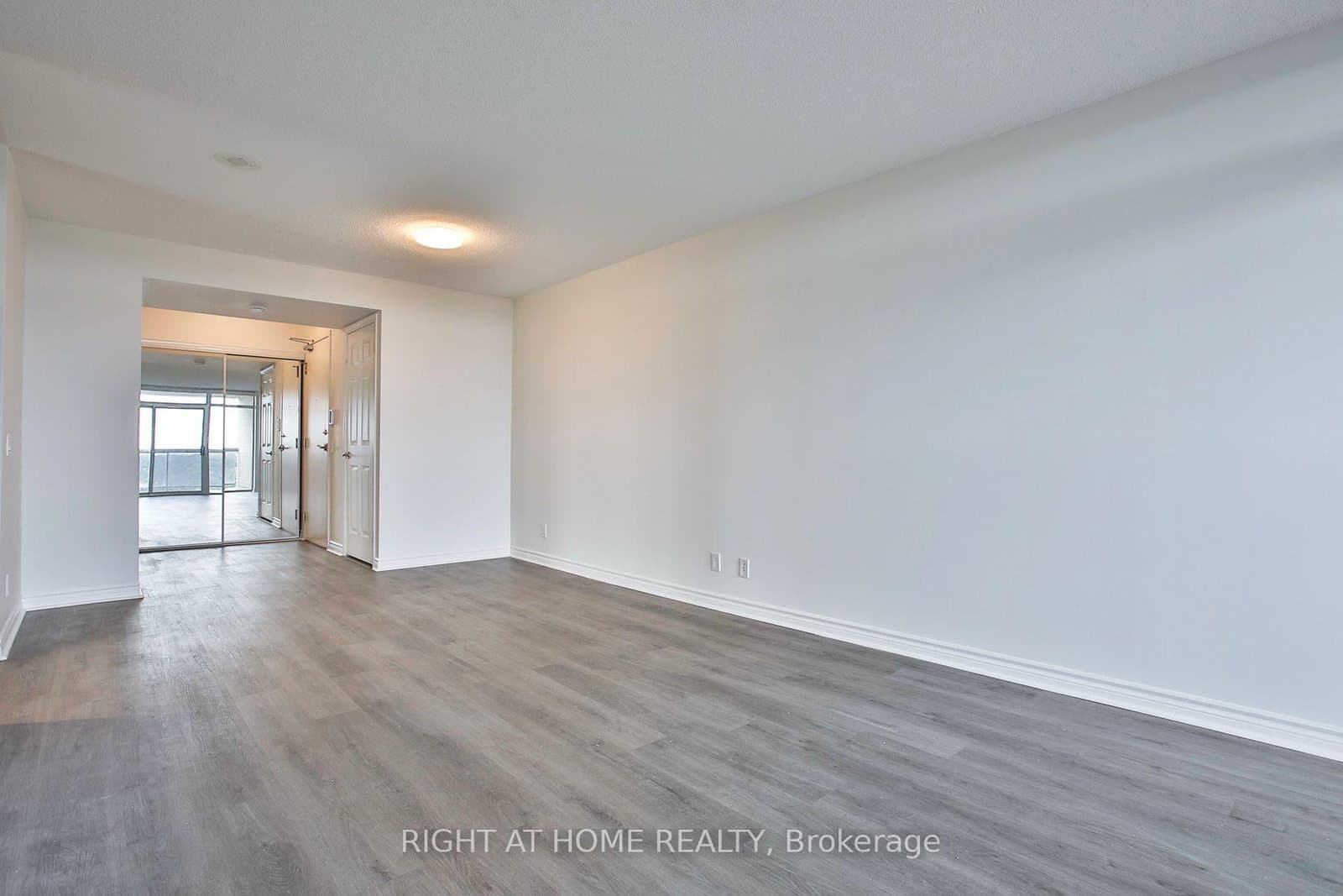 18 Mondeo Drive, Unit 626 thumbnail 12