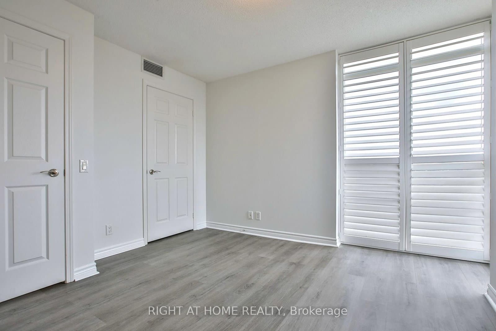 18 Mondeo Drive, Unit 626 thumbnail 25